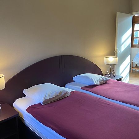 Demeures Et Chateaux L'Abbaye Caladoise - Anciennement Hostellerie Ferme Du Poulet Villefranche-sur-Saône Kamer foto