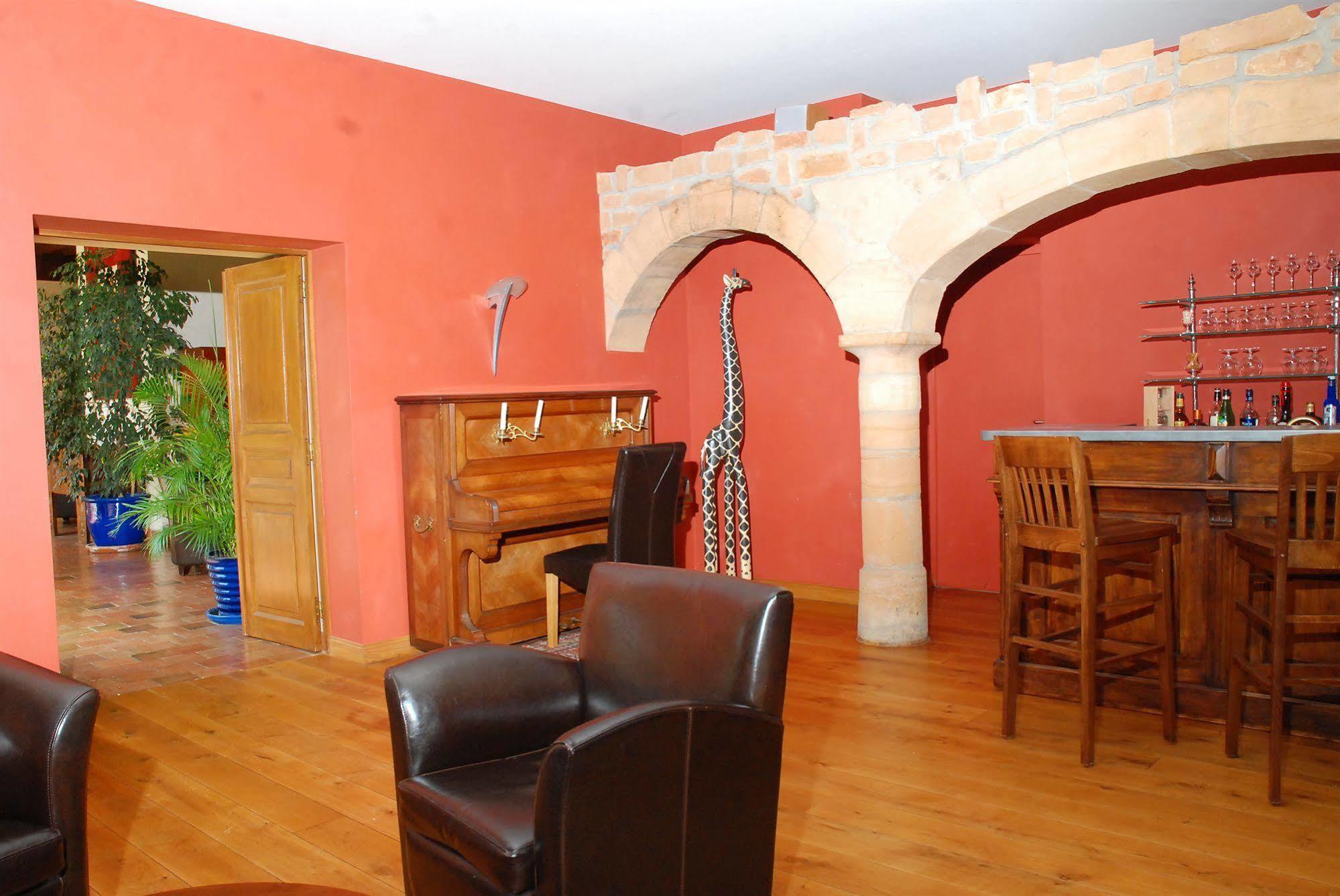 Demeures Et Chateaux L'Abbaye Caladoise - Anciennement Hostellerie Ferme Du Poulet Villefranche-sur-Saône Buitenkant foto